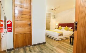 Hotel Gurveer Royal